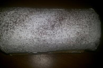 Руло с крем и сини сливи