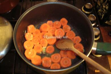 Задушени моркови